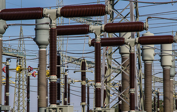 Series connection of oil immersed transformer